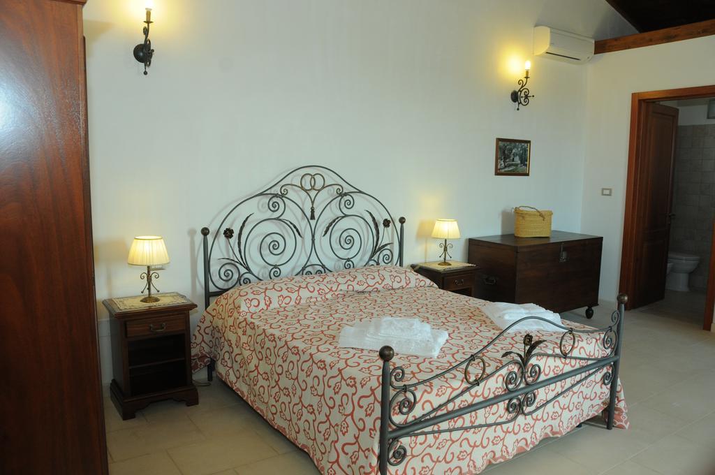 Agriturismo Masseria Quaremme Carpignano Salentino Szoba fotó