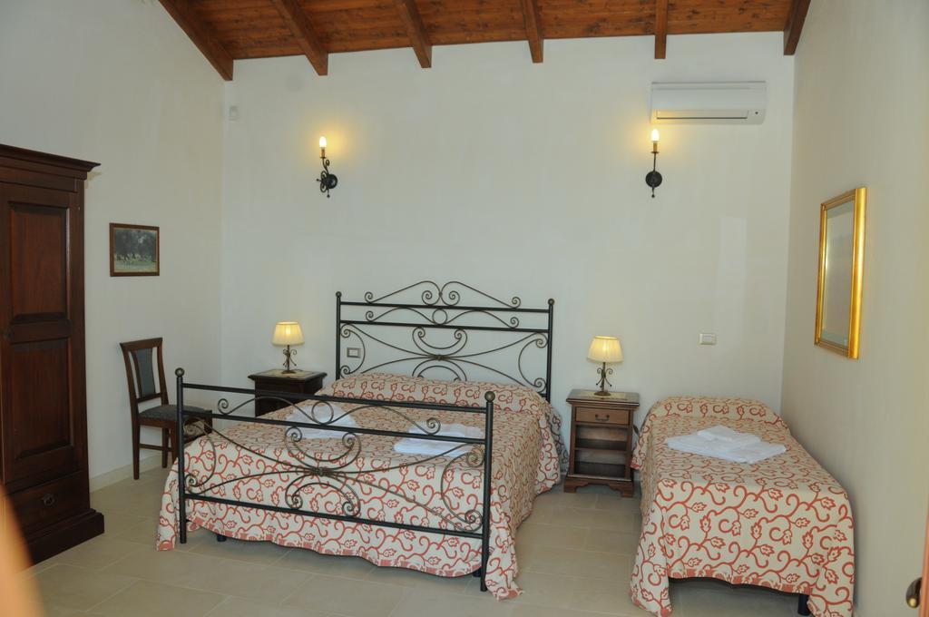 Agriturismo Masseria Quaremme Carpignano Salentino Szoba fotó